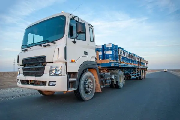 Buy Commercial Vehicle Singapore